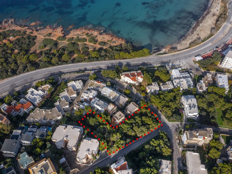 LAND PLOTS FOR SALE IN THE SOUTHERN SUBURBS OF ATHENS