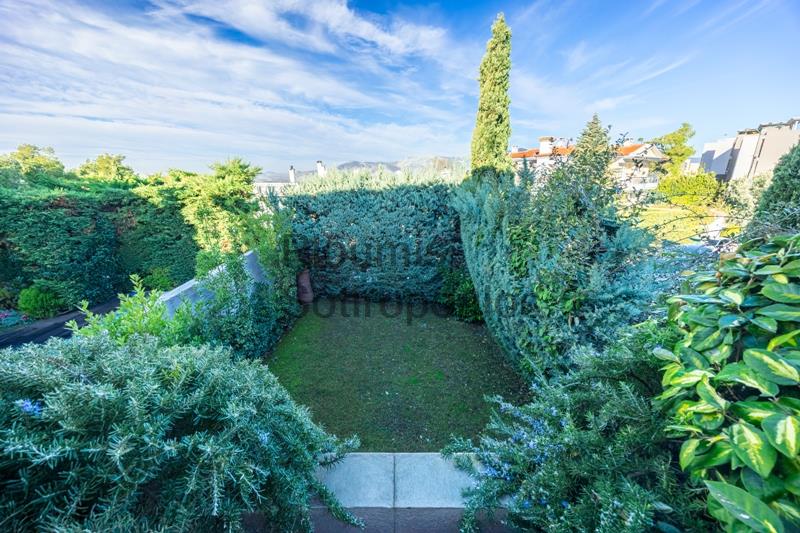 Luxurious Maisonette in Politia Greece for Sale