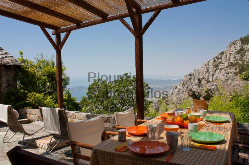 Traditional Residence in Makrinitsa, Pelion Greece for Sale