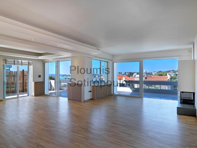 Penthouse perfection, Vouliagmeni Greece for Sale