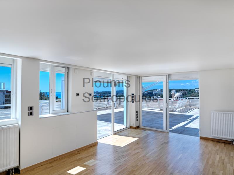 Penthouse perfection, Vouliagmeni Greece for Sale