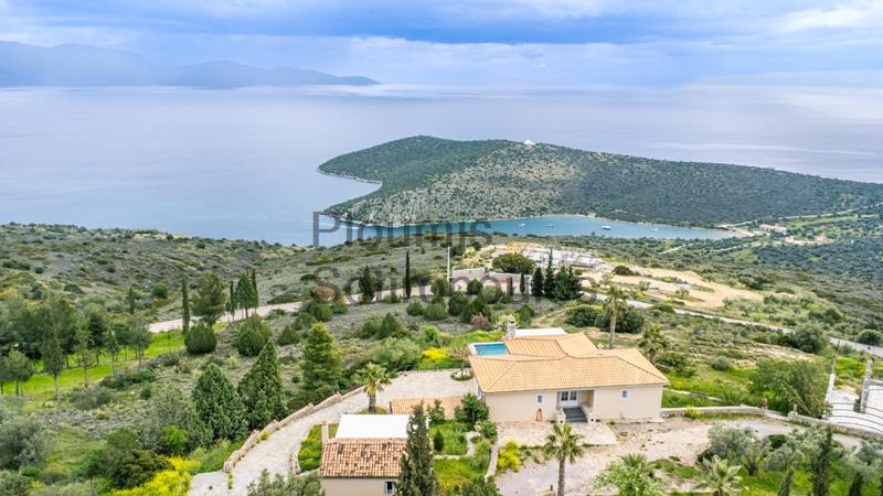 Βίλλα στο Γαλαξίδι Ελλάδα προς Πώληση