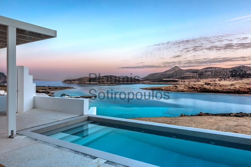 Seafront Luxury in Antiparos