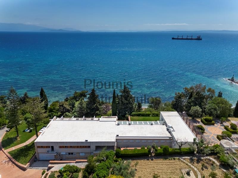 Παραθαλάσσια Βίλα στην Χίο Ελλάδα προς Πώληση