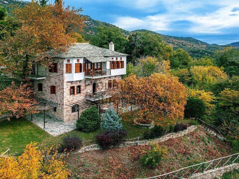 Παραδοσιακή Κατοικία στις Μηλιές, Πήλιο Ελλάδα προς Πώληση