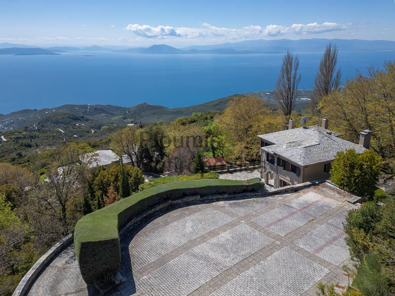 Το Τραγούδι του Καταρράκτη, Πήλιο Ελλάδα προς Πώληση