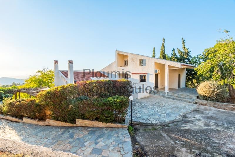 Κλασική μονοκατοικία στα Καλύβια Αττικής Ελλάδα προς Πώληση