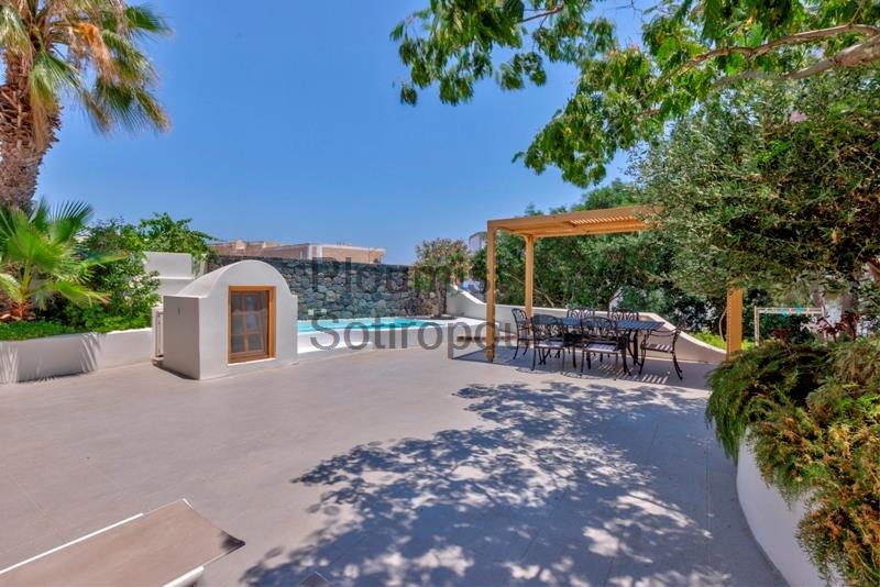 Α Historic Residence in Fira, Santorini Greece for Sale