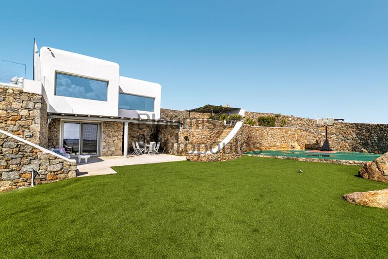 Tres Chic, Mykonos Greece for Sale