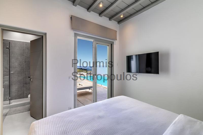 Tres Chic, Mykonos Greece for Sale