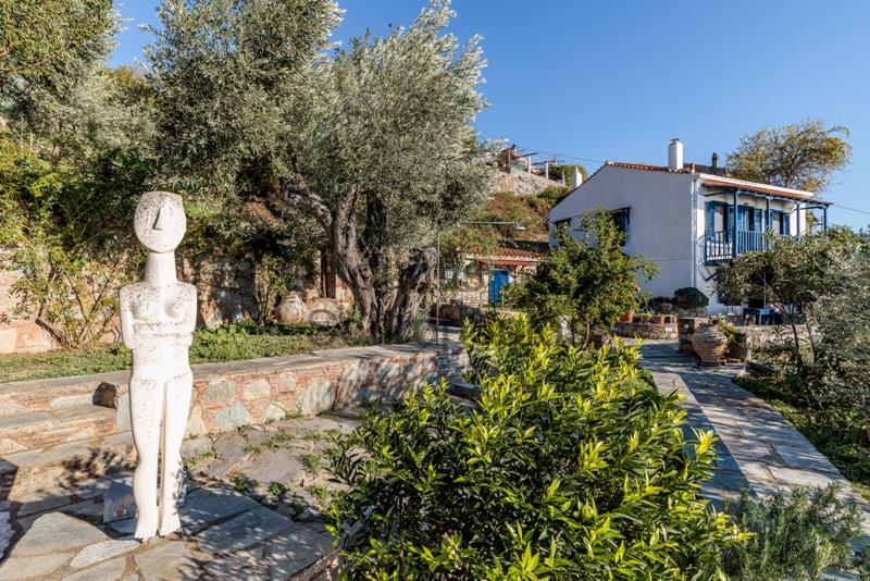 Η Όαση ενός Καλλιτέχνη στην Σκόπελο, Σποράδες Ελλάδα προς Πώληση