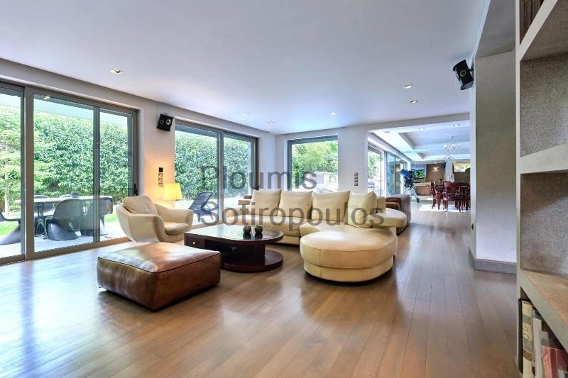 Luxurious Apartment-Villa with Garden and Pool in Politia Greece for Sale