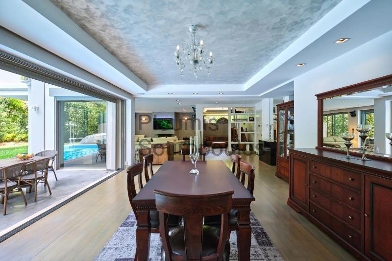 Luxurious Apartment-Villa with Garden and Pool in Politia Greece for Sale