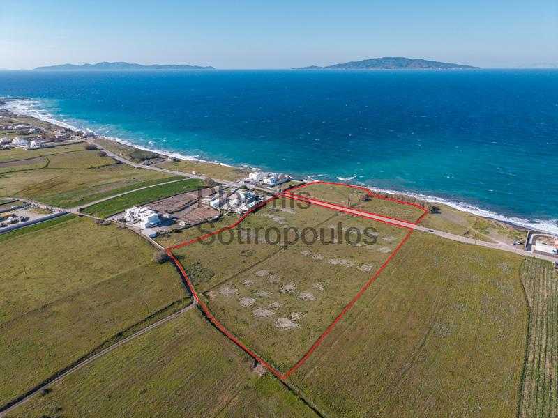 Ανάπτυξη Παραθαλάσσιου Ξενοδοχείου στη Σαντορίνη Ελλάδα προς Πώληση