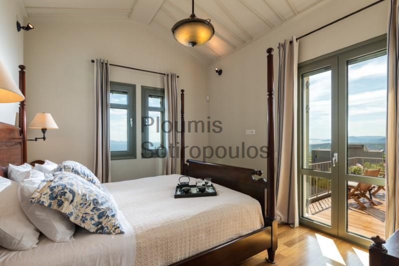 Exceptional Villa in Neos Voutzas, Attica Greece for Sale