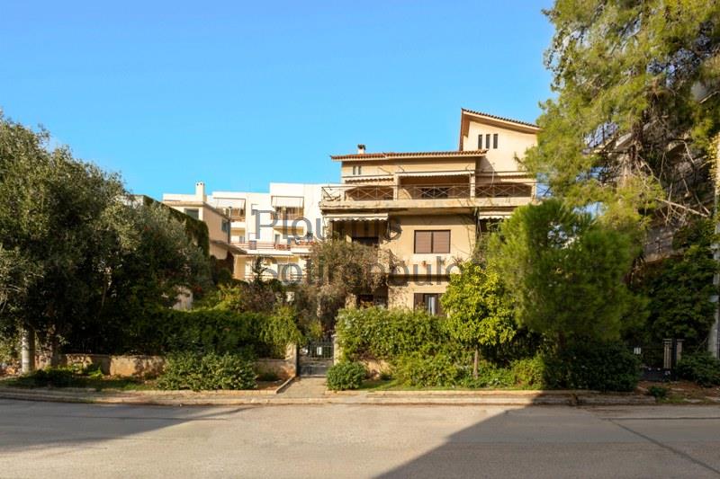 Rare plot of land in the Glyfada Golf area Greece for Sale