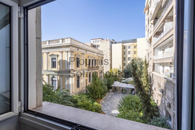 Prominent Offices in Syntagma Greece for Rent