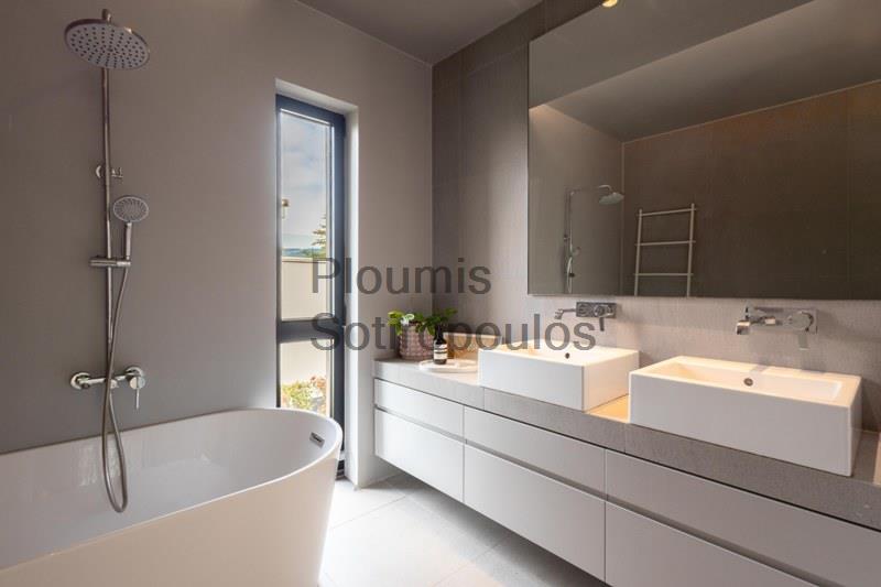 Μοντέρνα Κατοικία στην Περιοχή της Καστρίτσας, Νέα Ερυθραία Ελλάδα προς Πώληση