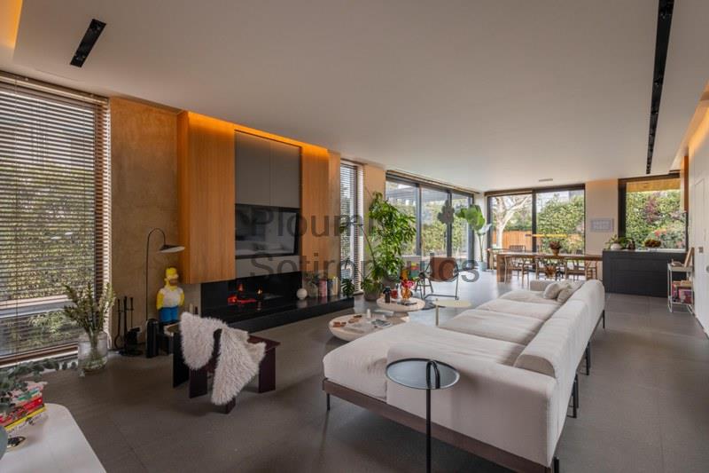 Μοντέρνα Κατοικία στην Περιοχή της Καστρίτσας, Νέα Ερυθραία Ελλάδα προς Πώληση