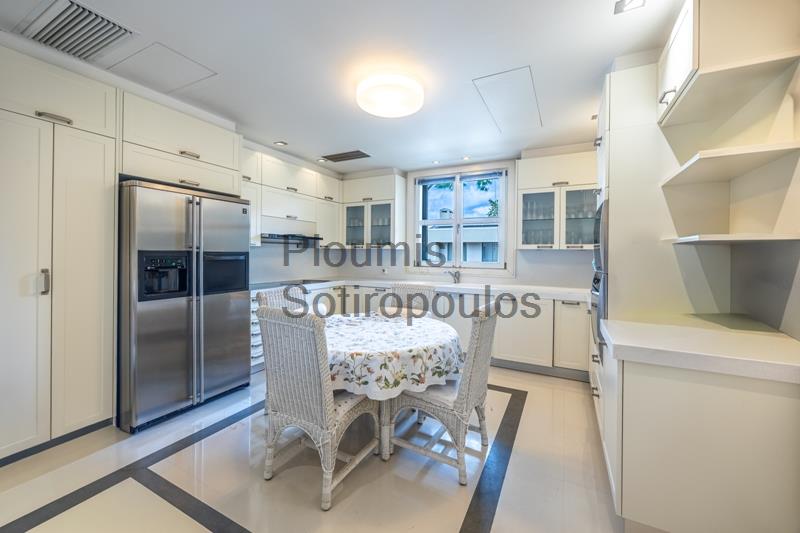 Αρχοντικό  Διαμέρισμα στο Κεφαλάρι Ελλάδα προς Πώληση