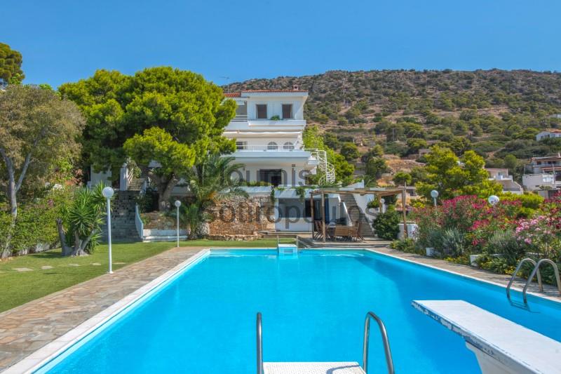 Luxurious villa on Sounion Avenue, Lagonisi, Attica Greece for Sale